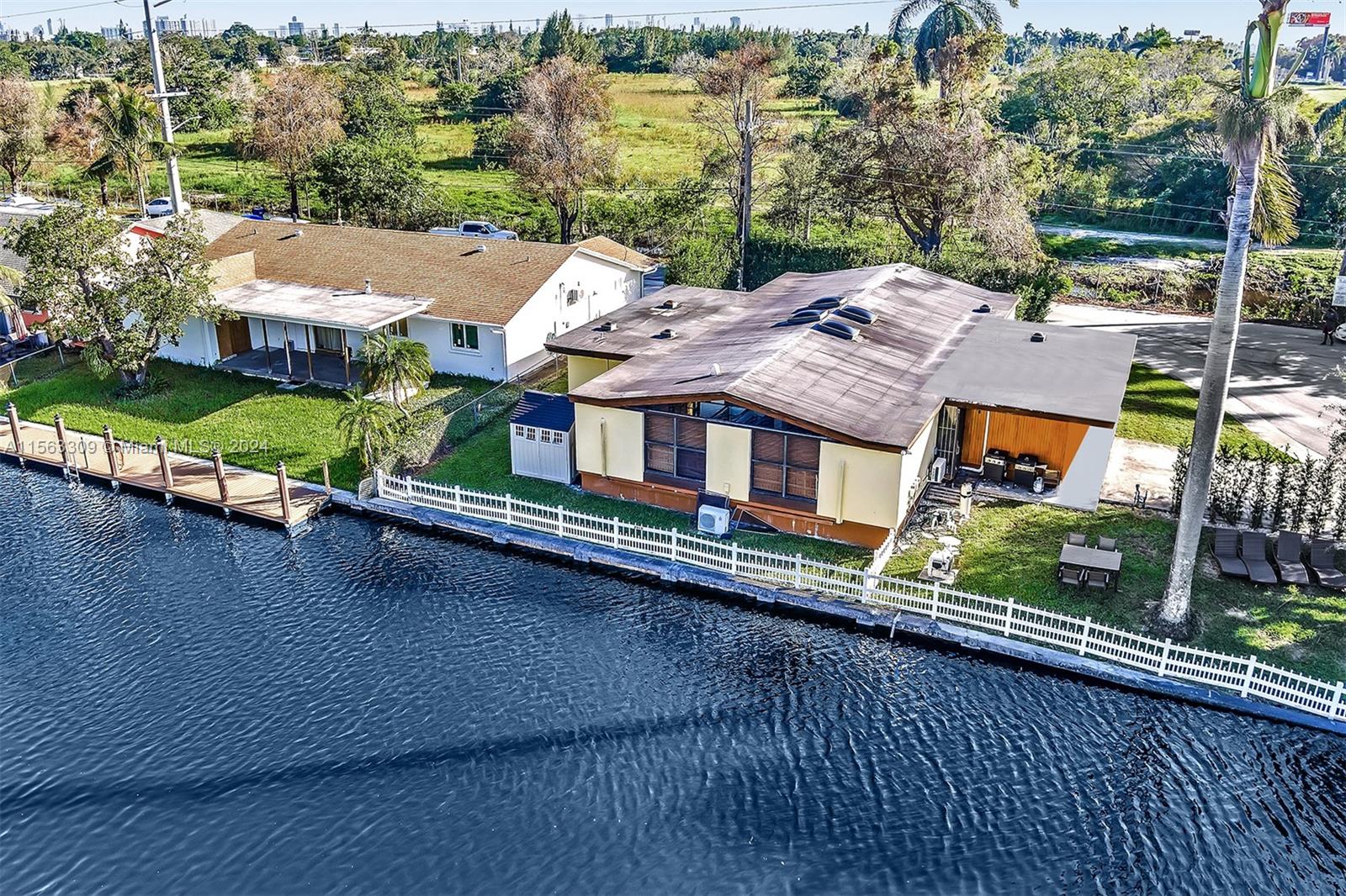 2915 Arthur St, Hollywood, Florida 33020, 4 Bedrooms Bedrooms, ,2 BathroomsBathrooms,Residential,For Sale,2915 Arthur St,A11563309