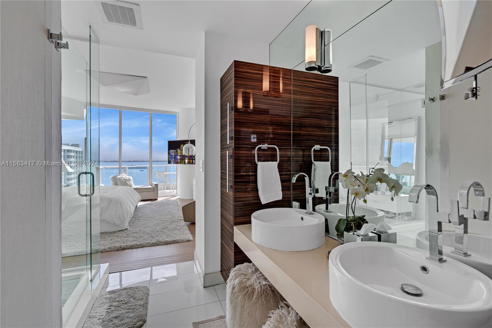 2020 N Bayshore Dr 1102, Miami, Florida 33137, 3 Bedrooms Bedrooms, ,3 BathroomsBathrooms,Residentiallease,For Rent,2020 N Bayshore Dr 1102,A11563417