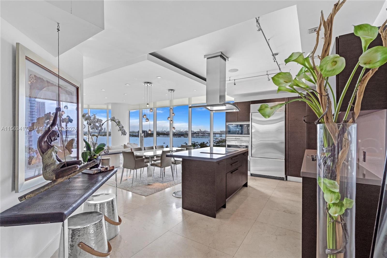 2020 N Bayshore Dr 1102, Miami, Florida 33137, 3 Bedrooms Bedrooms, ,3 BathroomsBathrooms,Residentiallease,For Rent,2020 N Bayshore Dr 1102,A11563417