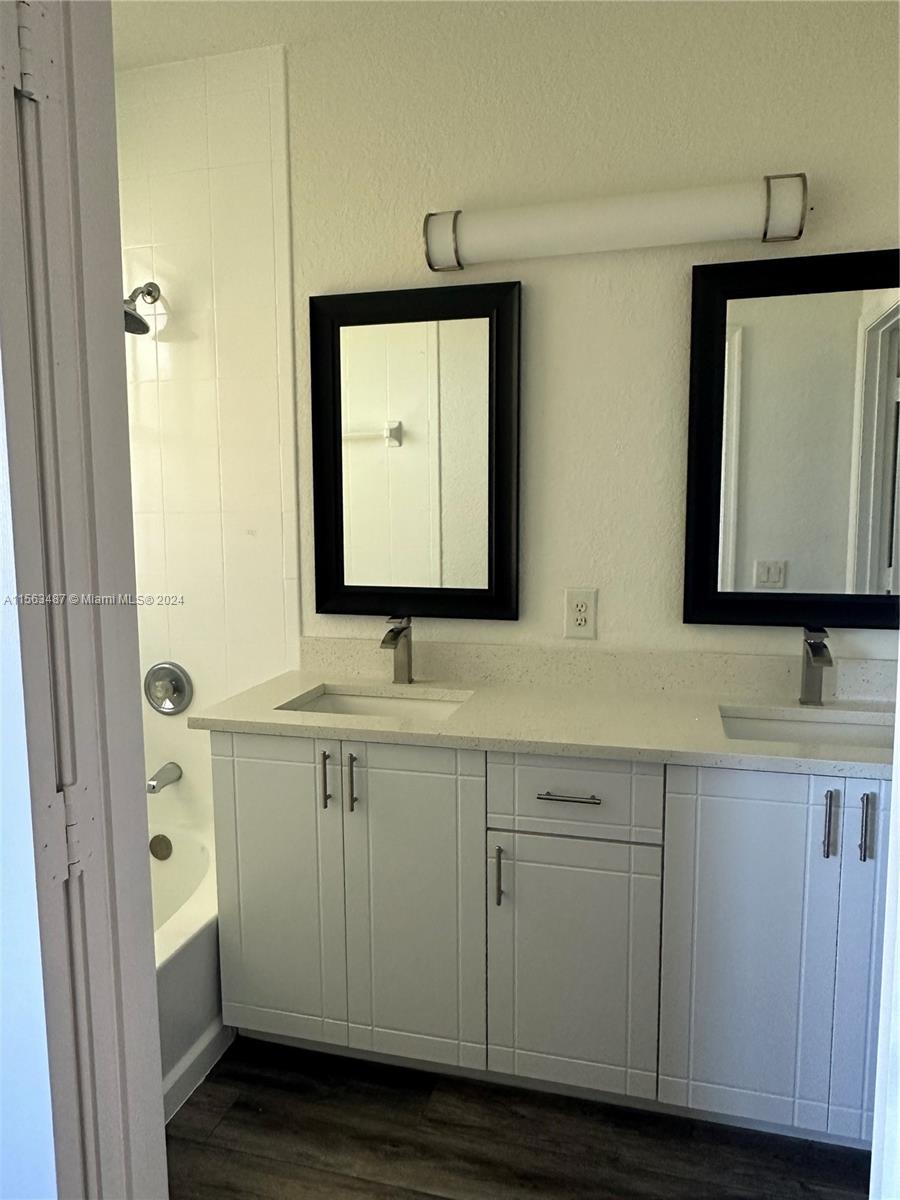 2579 SE 13th Ct, Homestead, Florida 33035, 3 Bedrooms Bedrooms, ,3 BathroomsBathrooms,Residential,For Sale,2579 SE 13th Ct,A11563487