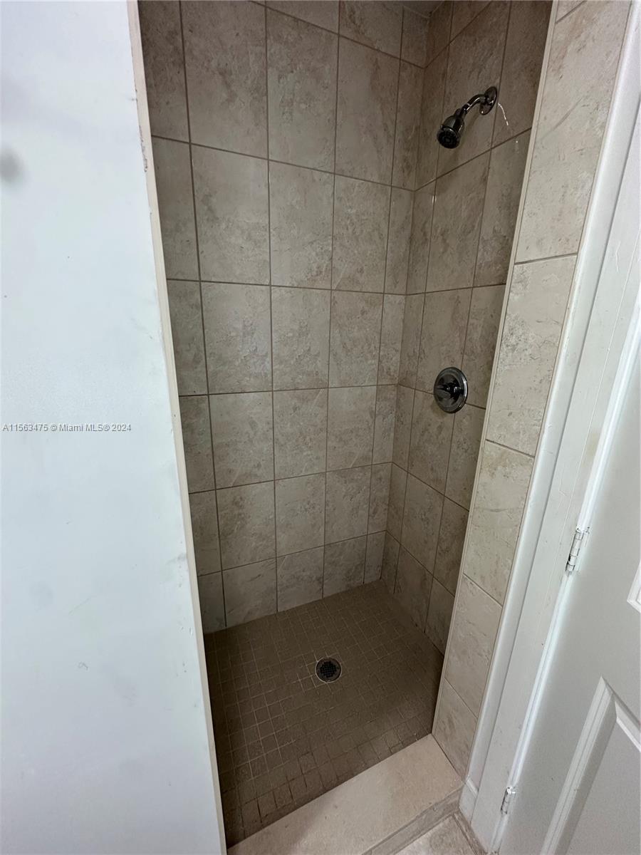 7754 NW 8th Ct A, Miami, Florida 33150, 4 Bedrooms Bedrooms, ,3 BathroomsBathrooms,Residentiallease,For Rent,7754 NW 8th Ct A,A11563475