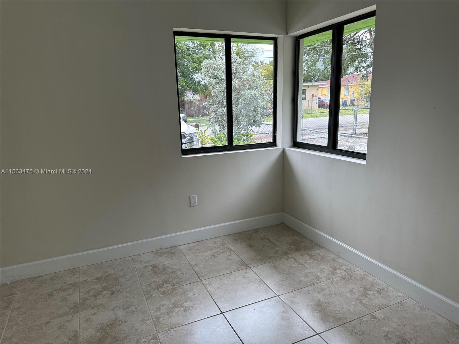 7754 NW 8th Ct A, Miami, Florida 33150, 4 Bedrooms Bedrooms, ,3 BathroomsBathrooms,Residentiallease,For Rent,7754 NW 8th Ct A,A11563475