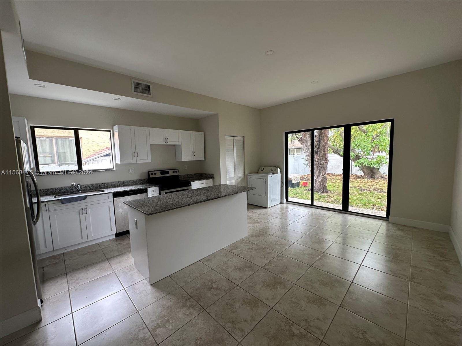 7754 NW 8th Ct A, Miami, Florida 33150, 4 Bedrooms Bedrooms, ,3 BathroomsBathrooms,Residentiallease,For Rent,7754 NW 8th Ct A,A11563475