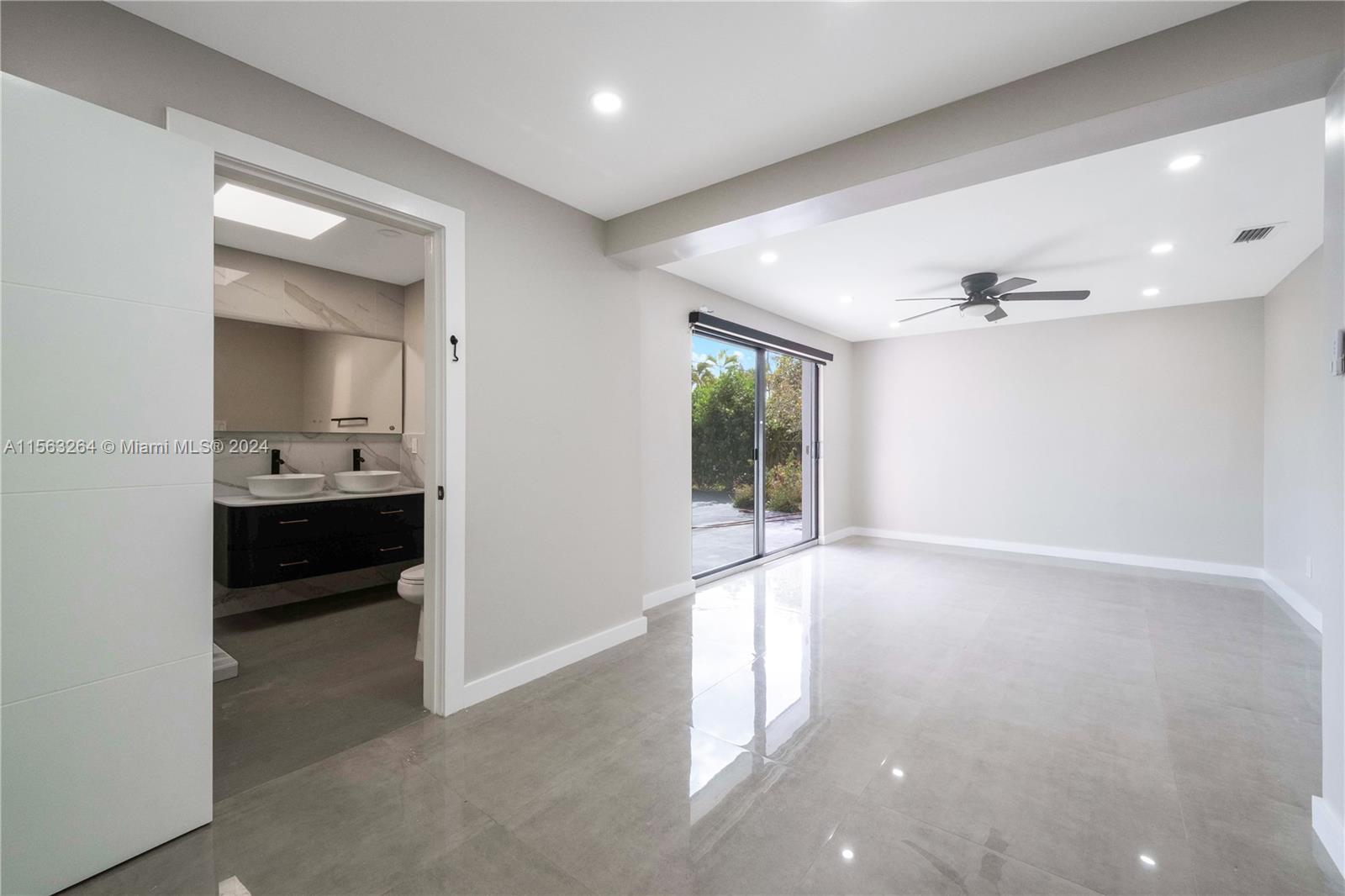 5316 Jackson St, Hollywood, Florida 33021, 3 Bedrooms Bedrooms, ,2 BathroomsBathrooms,Residential,For Sale,5316 Jackson St,A11563264