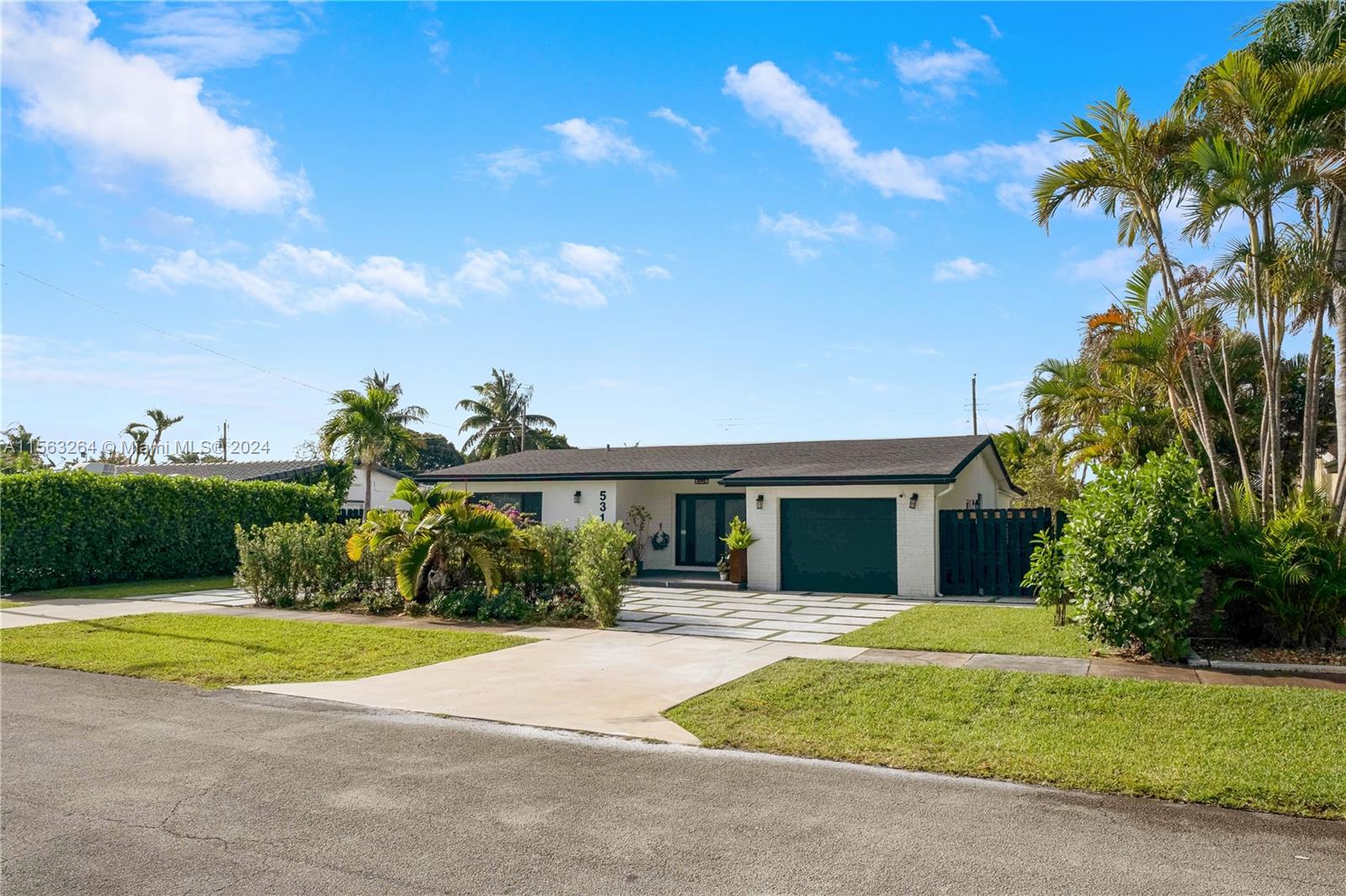 5316 Jackson St, Hollywood, Florida 33021, 3 Bedrooms Bedrooms, ,2 BathroomsBathrooms,Residential,For Sale,5316 Jackson St,A11563264