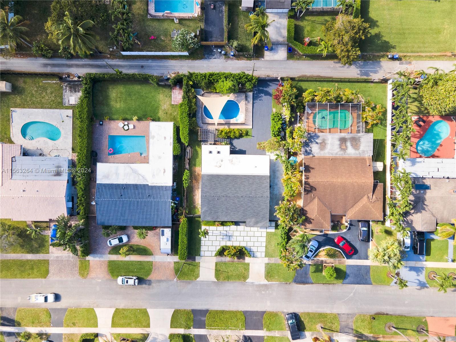 5316 Jackson St, Hollywood, Florida 33021, 3 Bedrooms Bedrooms, ,2 BathroomsBathrooms,Residential,For Sale,5316 Jackson St,A11563264