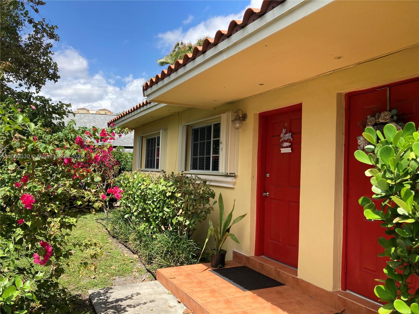 3181 SW 24th Ter 3181, Miami, Florida 33145, 2 Bedrooms Bedrooms, ,1 BathroomBathrooms,Residentiallease,For Rent,3181 SW 24th Ter 3181,A11563030