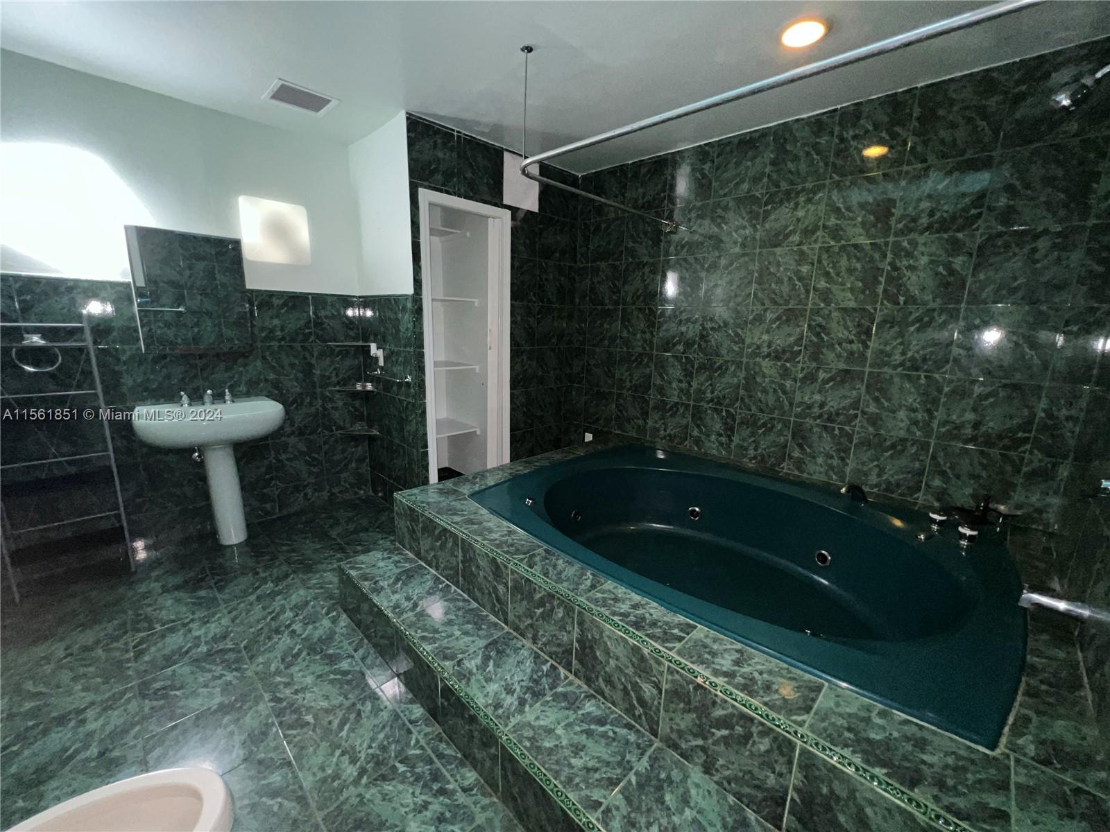 15311 SW 213th Ave, Miami, Florida 33187, 3 Bedrooms Bedrooms, ,2 BathroomsBathrooms,Residential,For Sale,15311 SW 213th Ave,A11561851