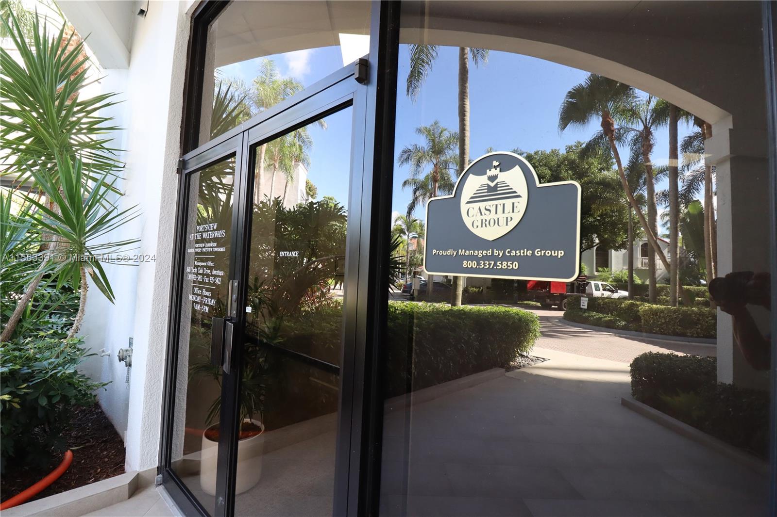 3610 Yacht Club Dr 207, Aventura, Florida 33180, 2 Bedrooms Bedrooms, ,2 BathroomsBathrooms,Residentiallease,For Rent,3610 Yacht Club Dr 207,A11563391