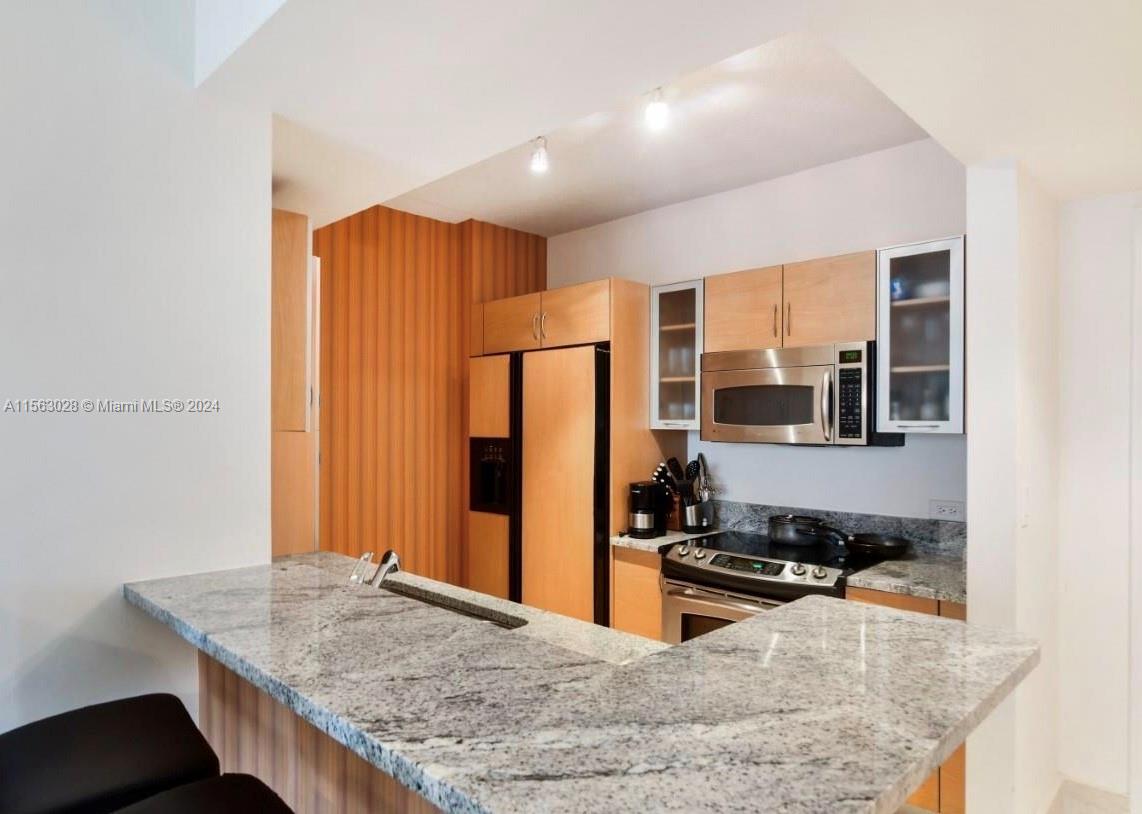 18800 NE 29th Ave 520, Aventura, Florida 33180, 2 Bedrooms Bedrooms, ,2 BathroomsBathrooms,Residentiallease,For Rent,18800 NE 29th Ave 520,A11563028