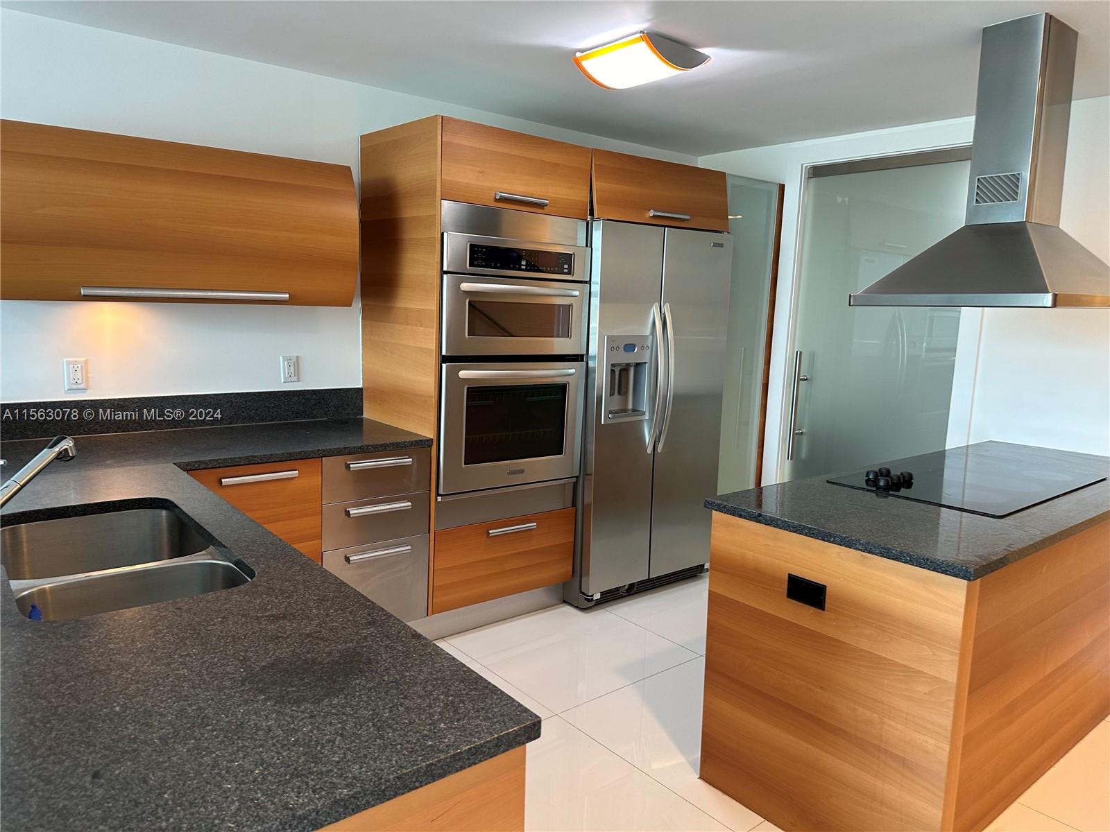 2950 NE 188th St 432, Aventura, Florida 33180, 1 Bedroom Bedrooms, ,2 BathroomsBathrooms,Residentiallease,For Rent,2950 NE 188th St 432,A11563078