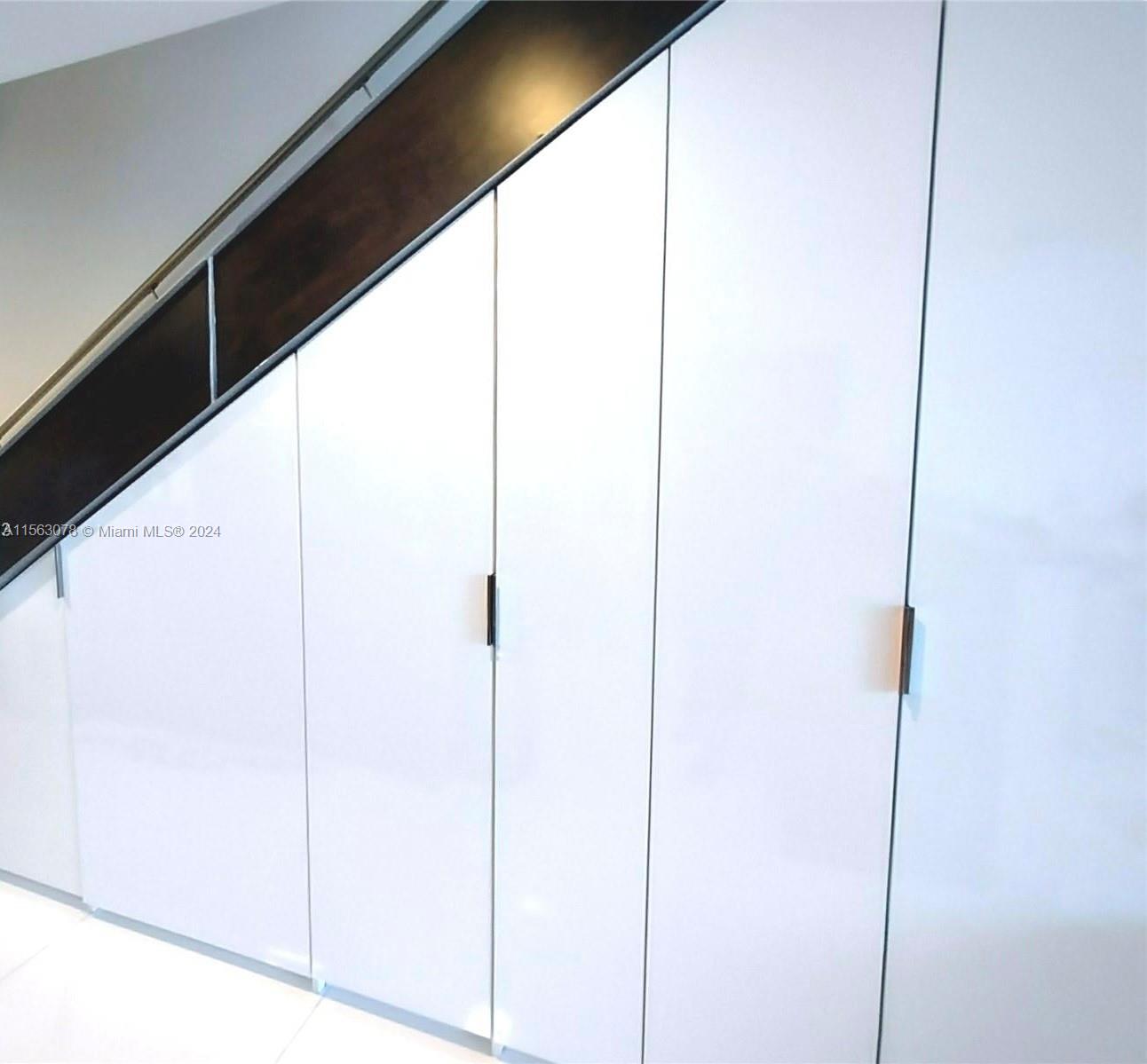 2950 NE 188th St 432, Aventura, Florida 33180, 1 Bedroom Bedrooms, ,2 BathroomsBathrooms,Residentiallease,For Rent,2950 NE 188th St 432,A11563078