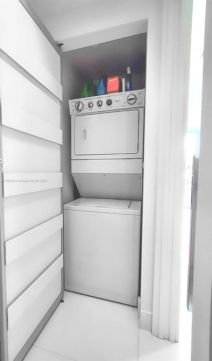 2950 NE 188th St 432, Aventura, Florida 33180, 1 Bedroom Bedrooms, ,2 BathroomsBathrooms,Residentiallease,For Rent,2950 NE 188th St 432,A11563078