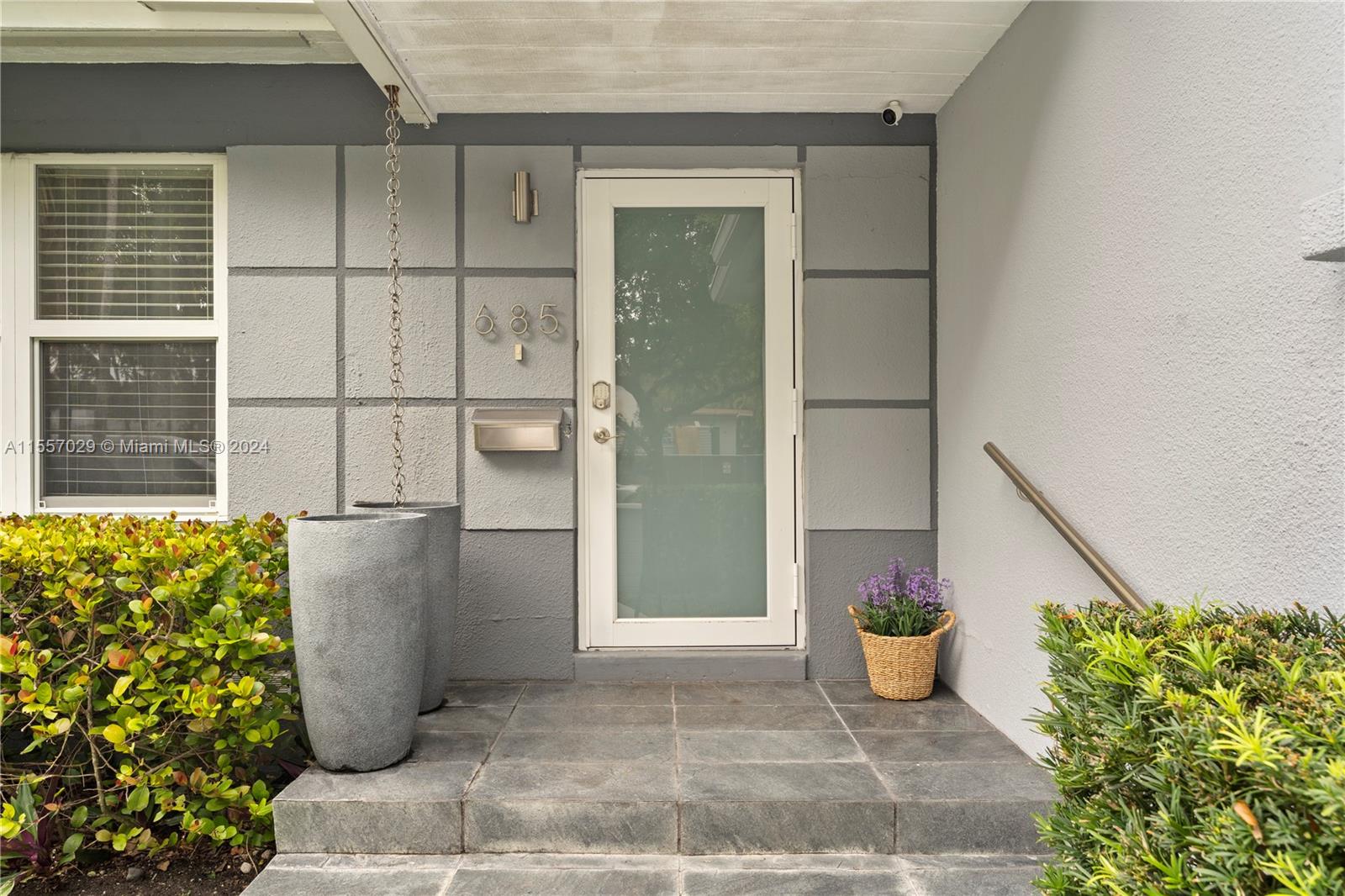 685 NE 50th Ter, Miami, Florida 33137, 3 Bedrooms Bedrooms, ,2 BathroomsBathrooms,Residentiallease,For Rent,685 NE 50th Ter,A11557029