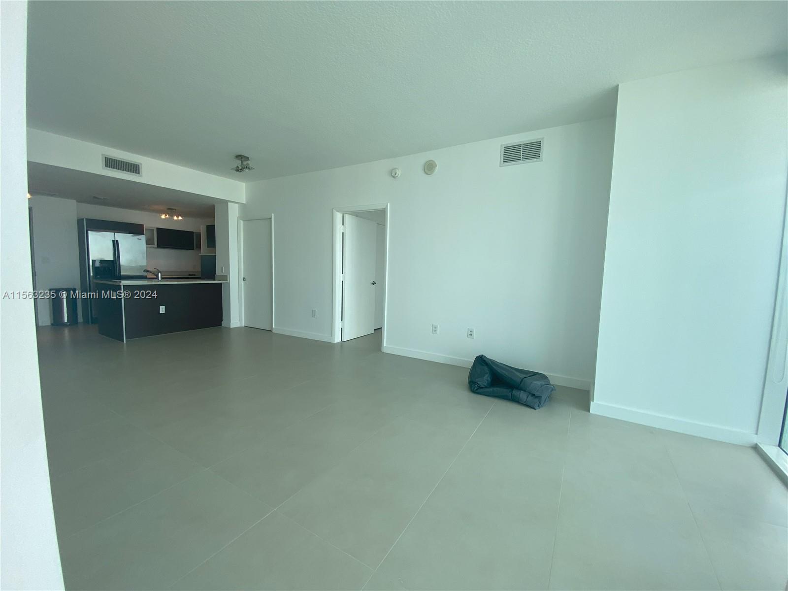 1900 N Bayshore Dr 3216, Miami, Florida 33132, 2 Bedrooms Bedrooms, ,1 BathroomBathrooms,Residentiallease,For Rent,1900 N Bayshore Dr 3216,A11563235