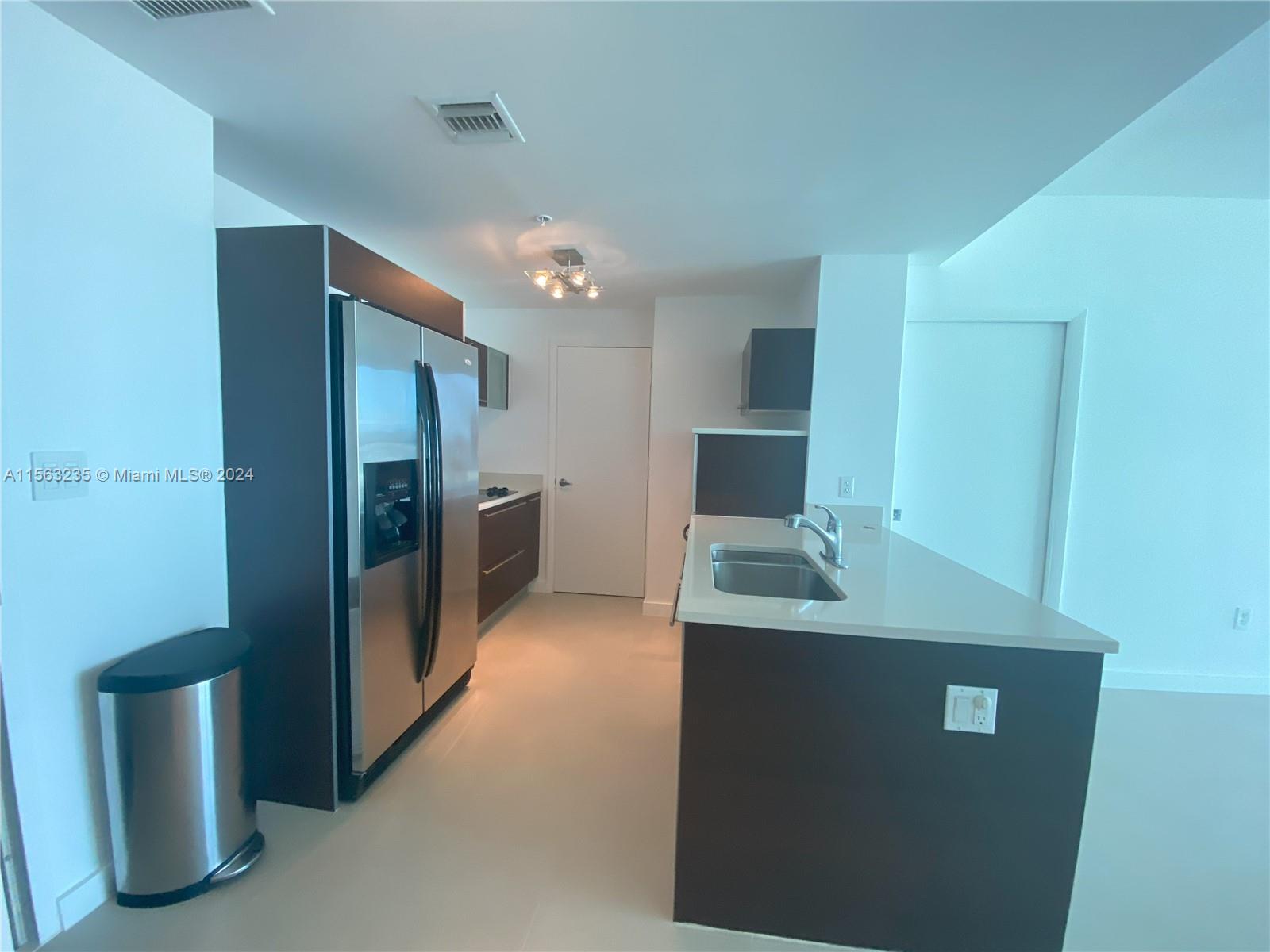 1900 N Bayshore Dr 3216, Miami, Florida 33132, 2 Bedrooms Bedrooms, ,1 BathroomBathrooms,Residentiallease,For Rent,1900 N Bayshore Dr 3216,A11563235