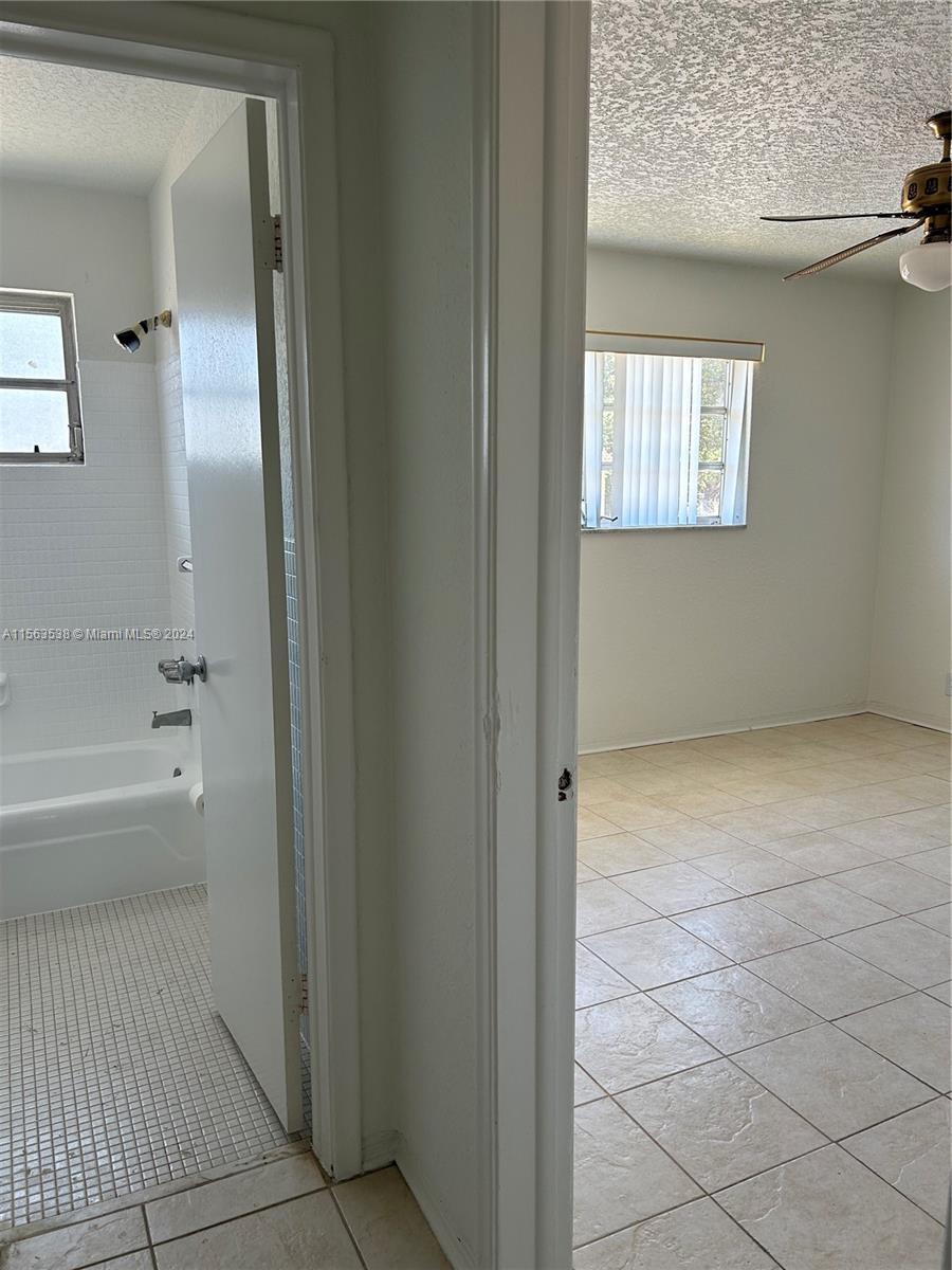 2225 Polk St 6B, Hollywood, Florida 33020, 1 Bedroom Bedrooms, ,1 BathroomBathrooms,Residential,For Sale,2225 Polk St 6B,A11563538