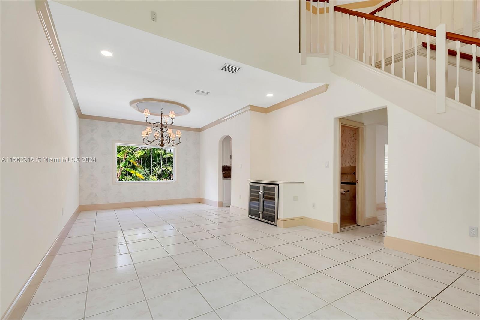 507 Bird Rd 507, Coral Gables, Florida 33146, 4 Bedrooms Bedrooms, ,3 BathroomsBathrooms,Residentiallease,For Rent,507 Bird Rd 507,A11562918