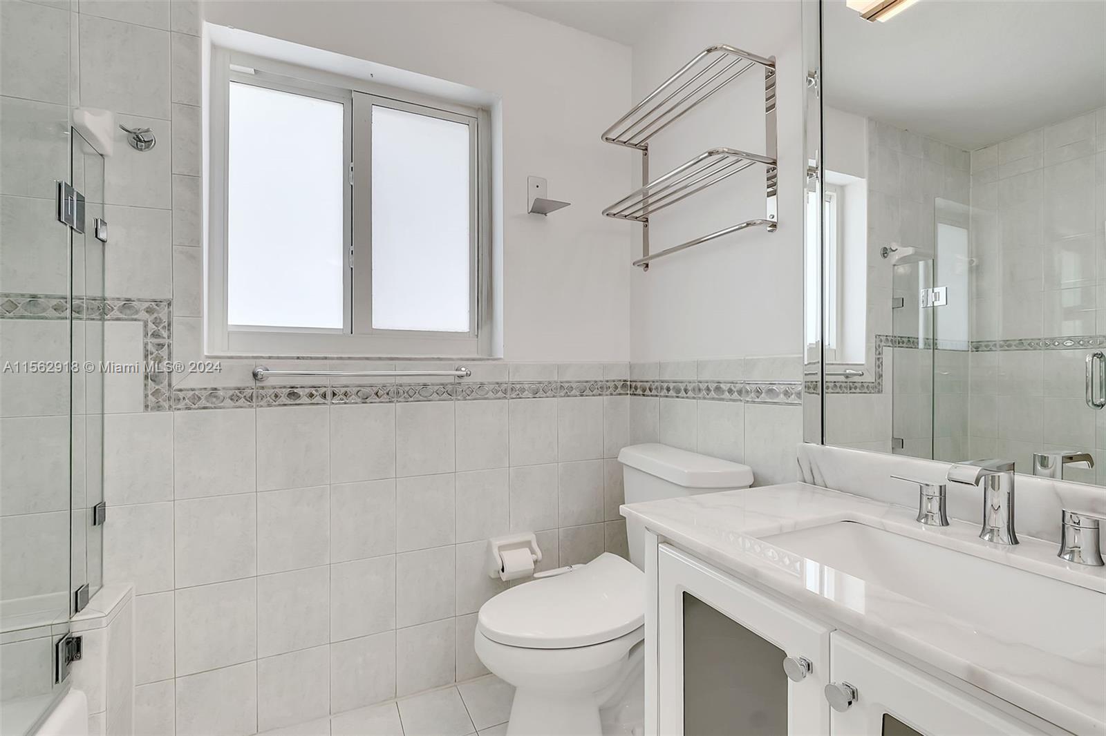 507 Bird Rd 507, Coral Gables, Florida 33146, 4 Bedrooms Bedrooms, ,3 BathroomsBathrooms,Residentiallease,For Rent,507 Bird Rd 507,A11562918