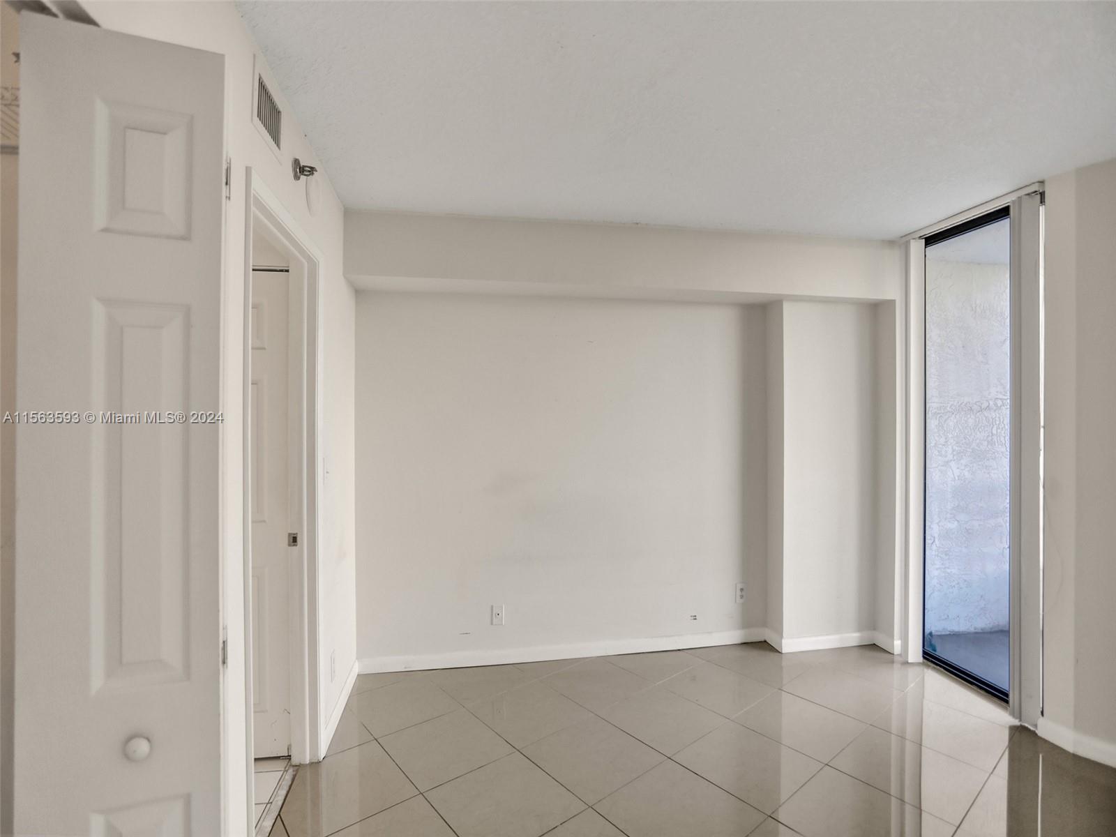 3300 NE 192nd St 604, Aventura, Florida 33180, 2 Bedrooms Bedrooms, ,2 BathroomsBathrooms,Residential,For Sale,3300 NE 192nd St 604,A11563593