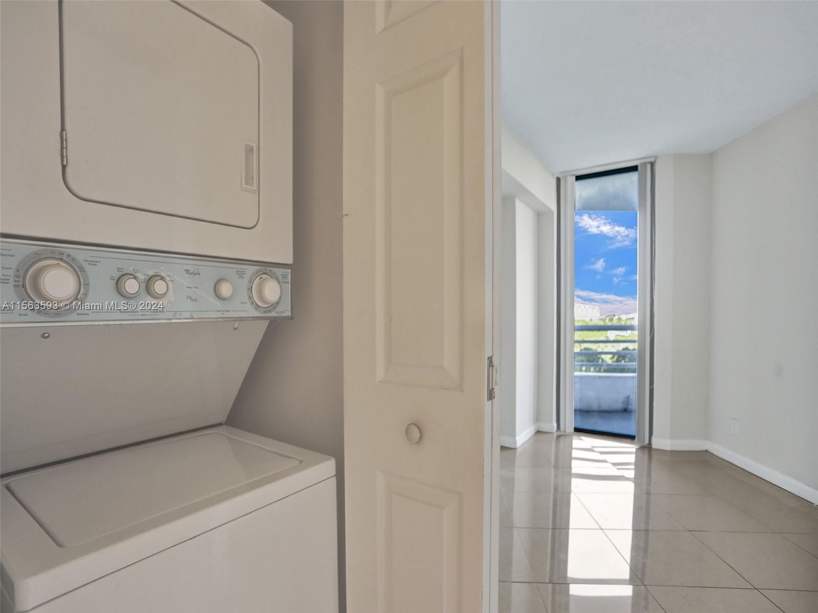 3300 NE 192nd St 604, Aventura, Florida 33180, 2 Bedrooms Bedrooms, ,2 BathroomsBathrooms,Residential,For Sale,3300 NE 192nd St 604,A11563593