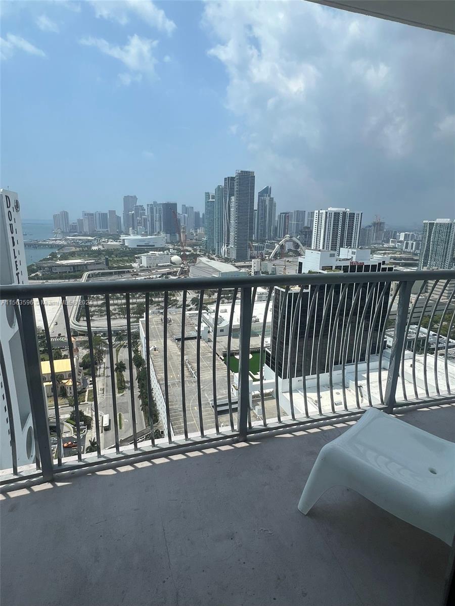 1750 N Bayshore Dr 3808, Miami, Florida 33132, ,1 BathroomBathrooms,Residentiallease,For Rent,1750 N Bayshore Dr 3808,A11563596