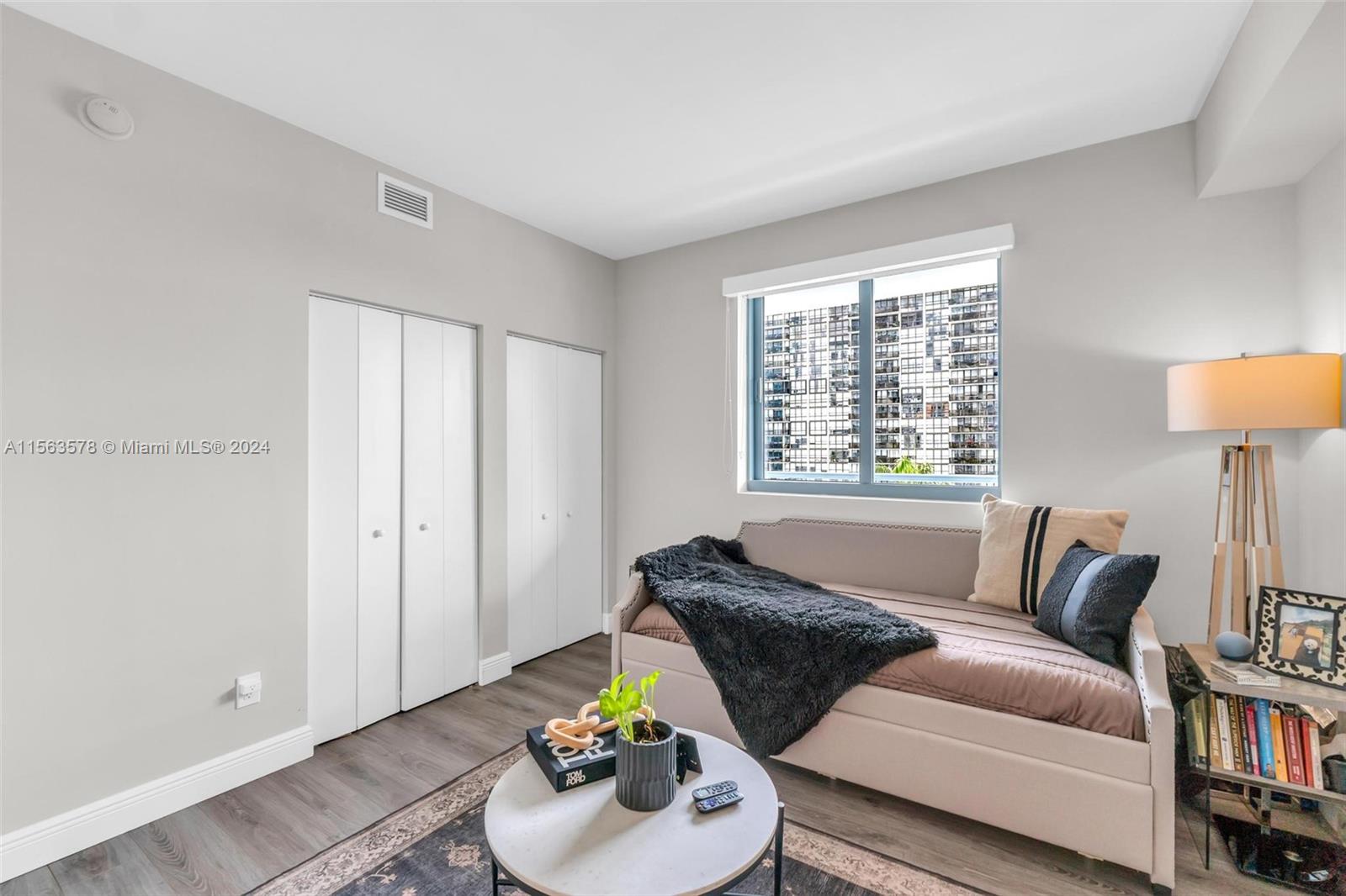 601 NE 36th St 904, Miami, Florida 33137, 2 Bedrooms Bedrooms, ,2 BathroomsBathrooms,Residentiallease,For Rent,601 NE 36th St 904,A11563578