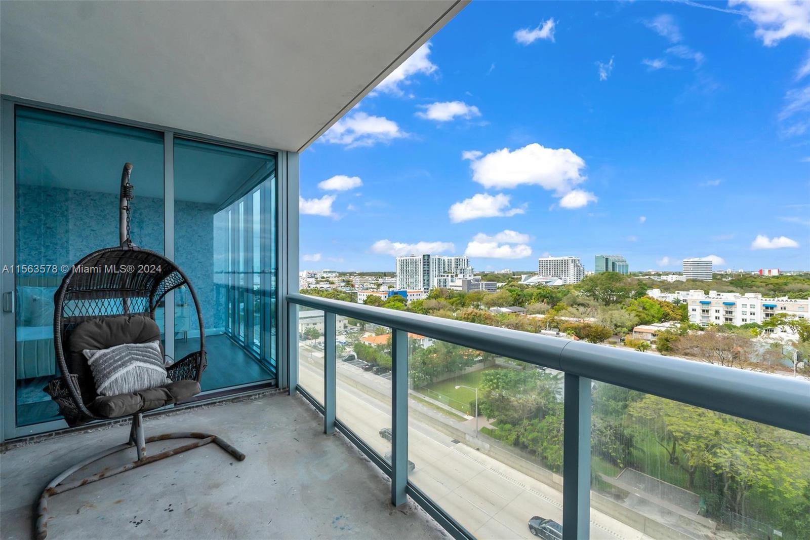 601 NE 36th St 904, Miami, Florida 33137, 2 Bedrooms Bedrooms, ,2 BathroomsBathrooms,Residentiallease,For Rent,601 NE 36th St 904,A11563578