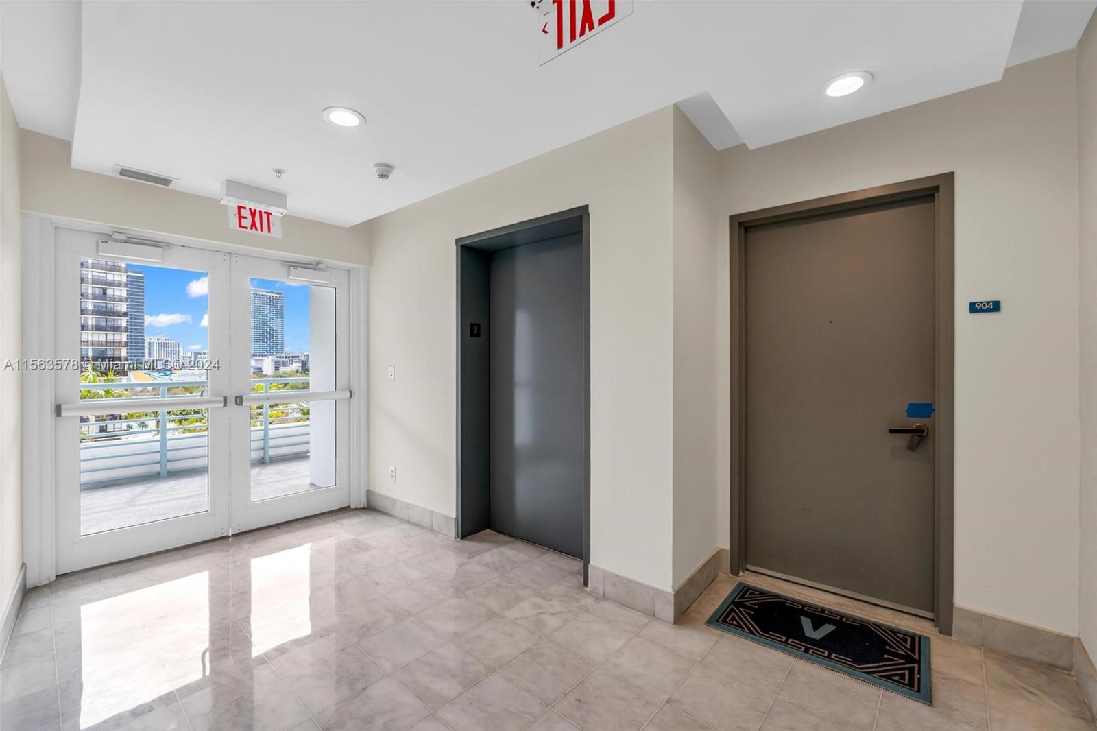 601 NE 36th St 904, Miami, Florida 33137, 2 Bedrooms Bedrooms, ,2 BathroomsBathrooms,Residentiallease,For Rent,601 NE 36th St 904,A11563578