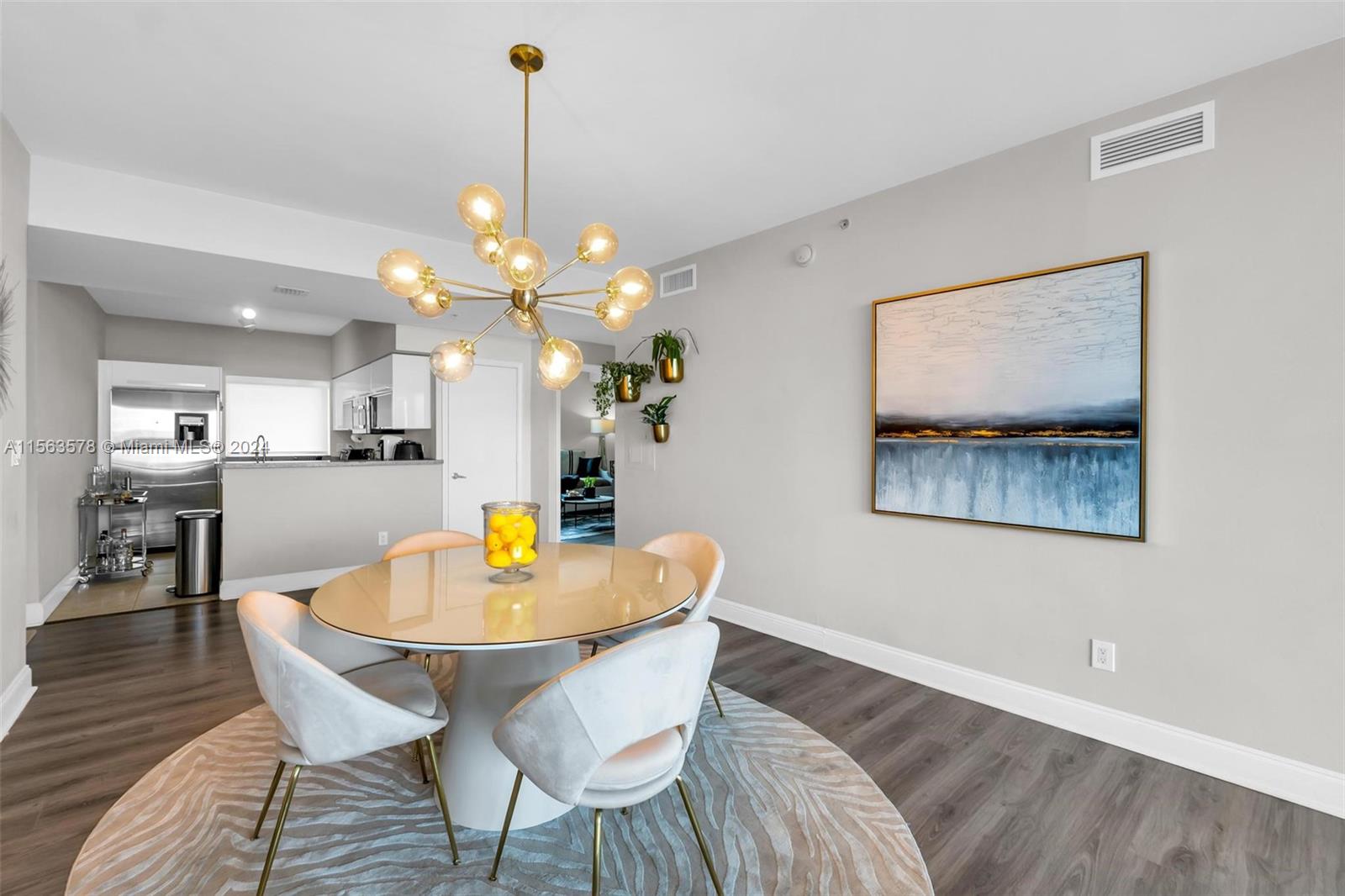 601 NE 36th St 904, Miami, Florida 33137, 2 Bedrooms Bedrooms, ,2 BathroomsBathrooms,Residentiallease,For Rent,601 NE 36th St 904,A11563578