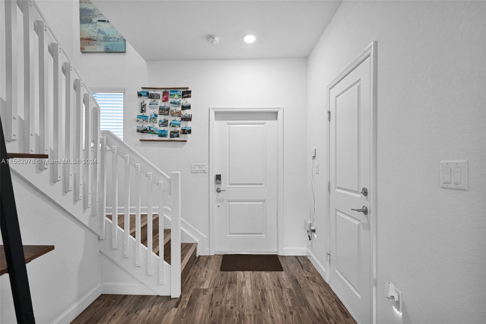262 NE 208th Ter 262, Miami, Florida 33179, 3 Bedrooms Bedrooms, ,2 BathroomsBathrooms,Residential,For Sale,262 NE 208th Ter 262,A11562978