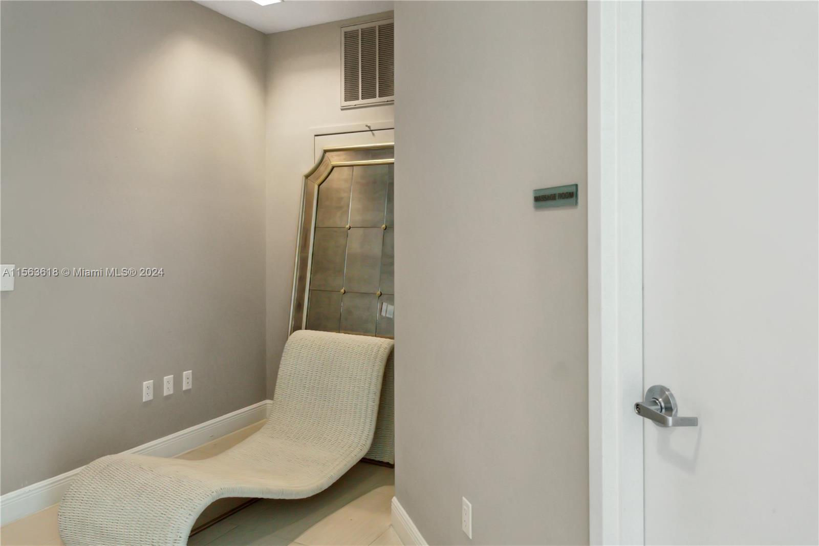 350 S Miami Ave 1709, Miami, Florida 33130, 1 Bedroom Bedrooms, ,1 BathroomBathrooms,Residentiallease,For Rent,350 S Miami Ave 1709,A11563618