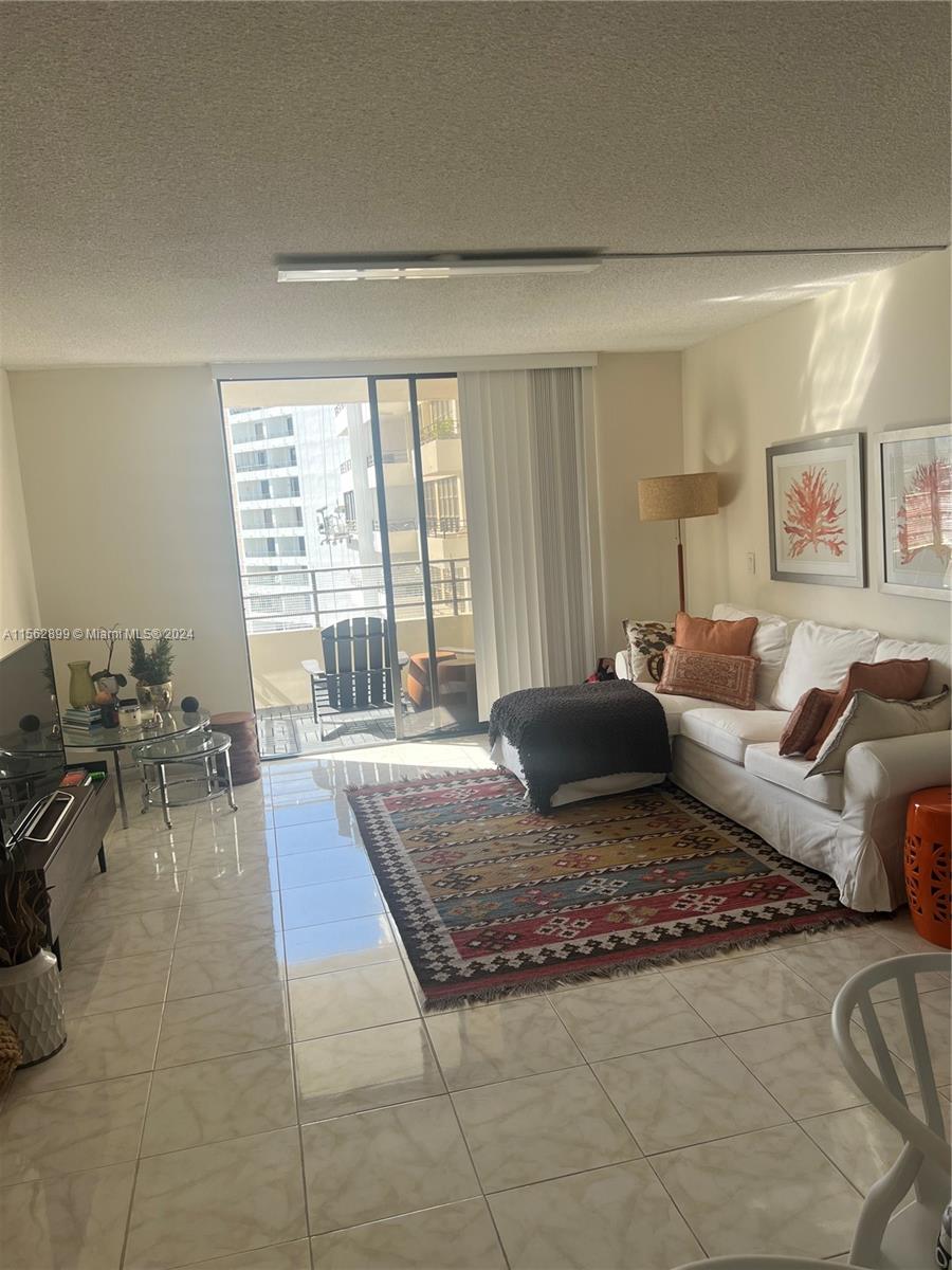 600 Three Islands Blvd 917, Hallandale Beach, Florida 33009, 1 Bedroom Bedrooms, ,1 BathroomBathrooms,Residentiallease,For Rent,600 Three Islands Blvd 917,A11562899