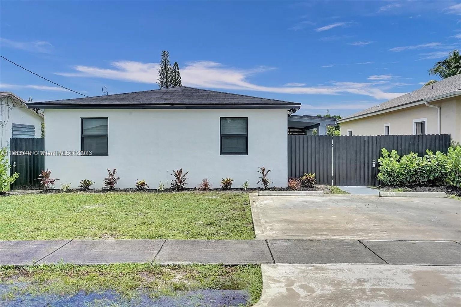 4129 SW 23rd St ., West Park, Florida 33023, 2 Bedrooms Bedrooms, ,1 BathroomBathrooms,Residentiallease,For Rent,4129 SW 23rd St .,A11563649