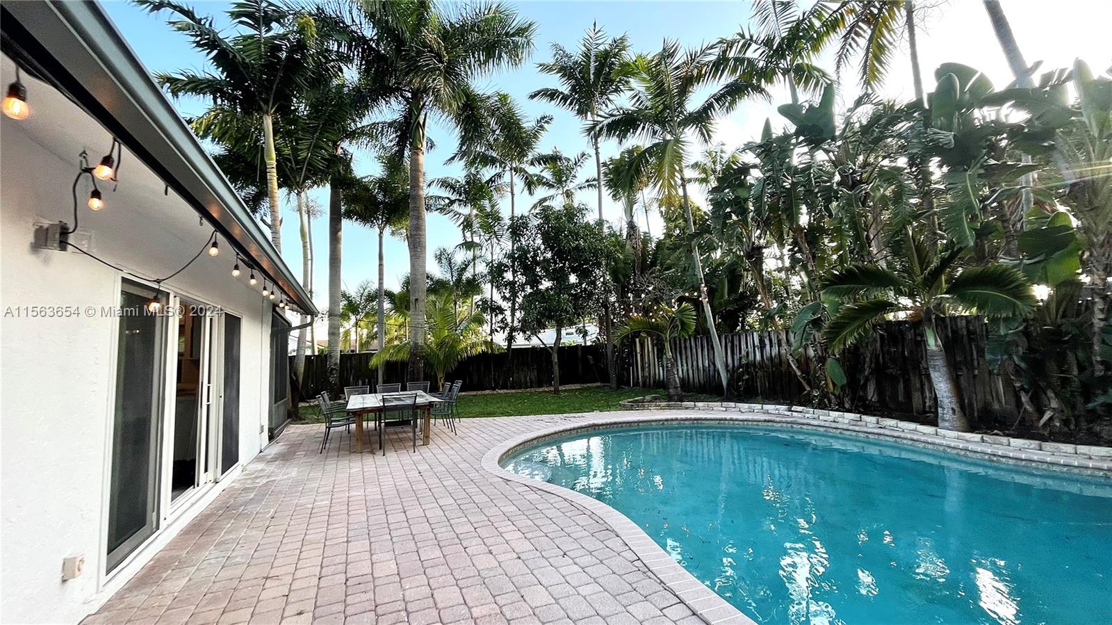 6801 NW 26th Way, Fort Lauderdale, Florida 33309, 3 Bedrooms Bedrooms, ,2 BathroomsBathrooms,Residentiallease,For Rent,6801 NW 26th Way,A11563654
