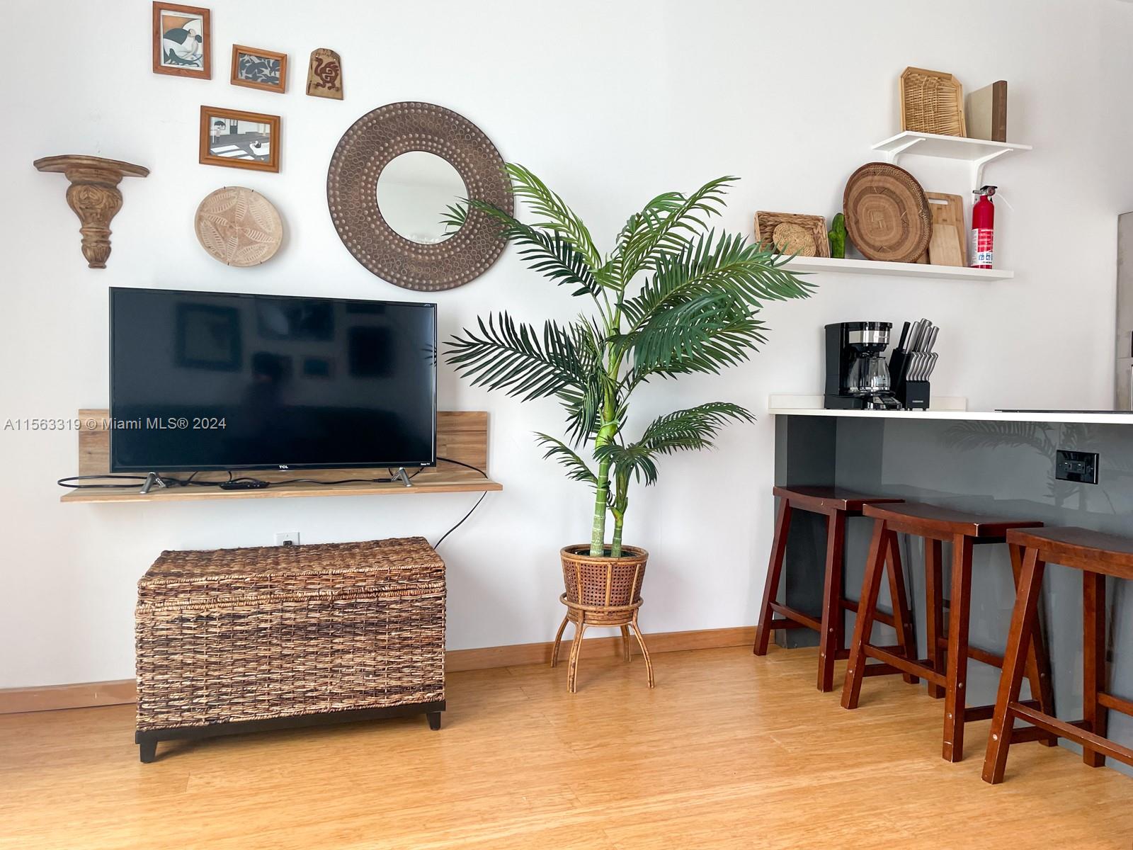 6864 NE 2nd Ave 2, Miami, Florida 33138, 1 Bedroom Bedrooms, ,1 BathroomBathrooms,Residentiallease,For Rent,6864 NE 2nd Ave 2,A11563319