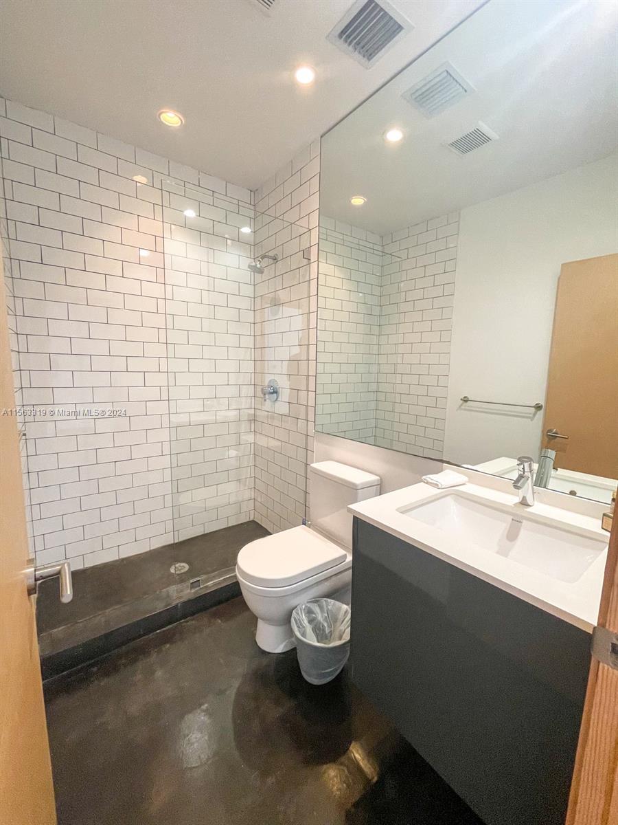 6864 NE 2nd Ave 2, Miami, Florida 33138, 1 Bedroom Bedrooms, ,1 BathroomBathrooms,Residentiallease,For Rent,6864 NE 2nd Ave 2,A11563319