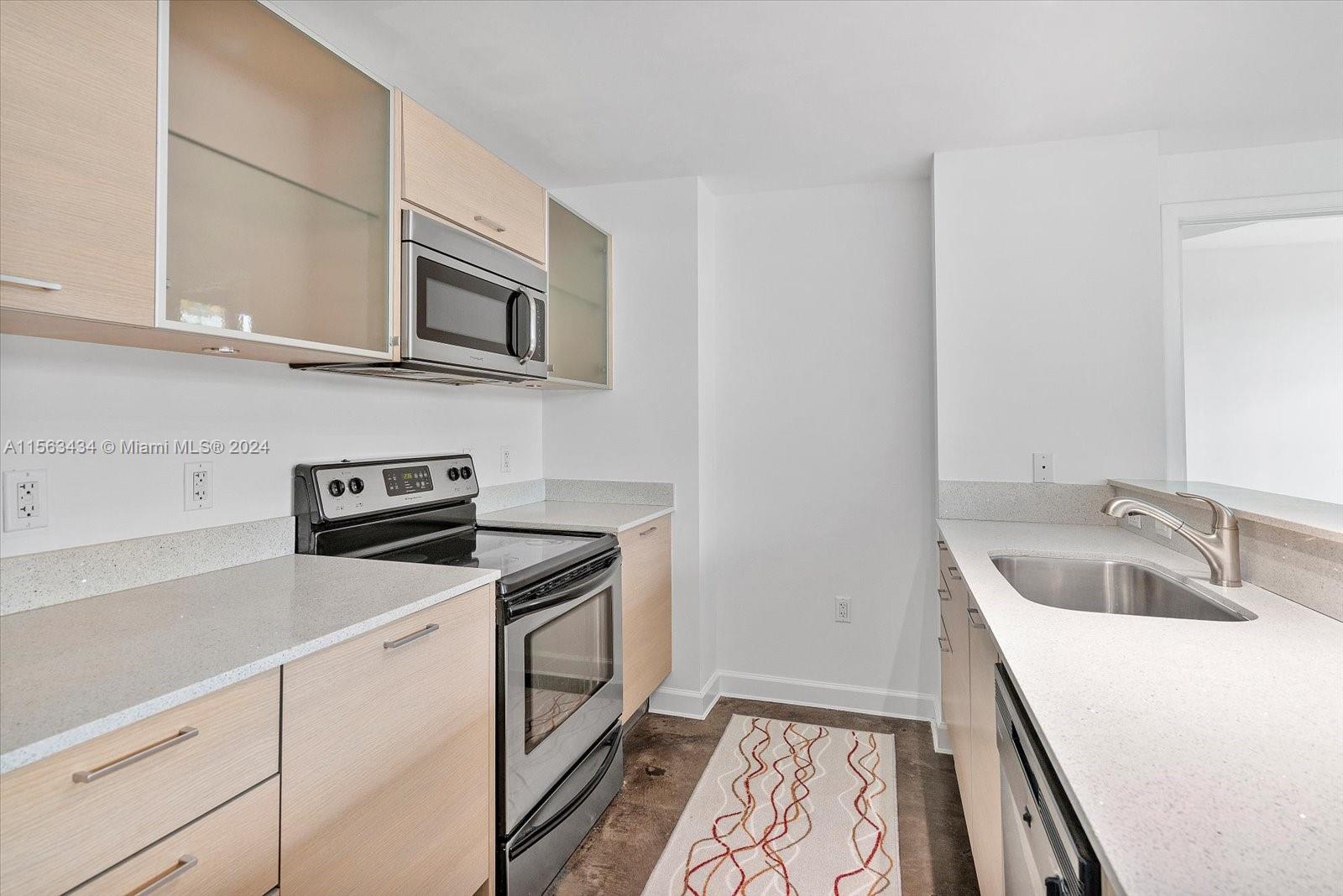 350 NE 24th St 505, Miami, Florida 33137, 2 Bedrooms Bedrooms, ,2 BathroomsBathrooms,Residentiallease,For Rent,350 NE 24th St 505,A11563434