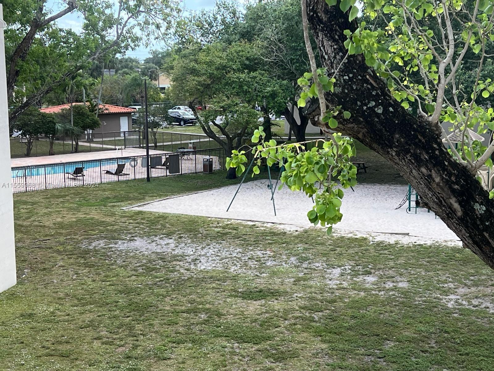 6155 NW 186th St 310, Hialeah, Florida 33015, 3 Bedrooms Bedrooms, ,2 BathroomsBathrooms,Residentiallease,For Rent,6155 NW 186th St 310,A11559968