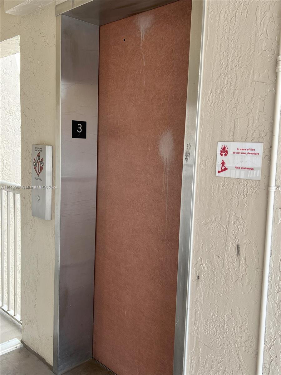 6155 NW 186th St 310, Hialeah, Florida 33015, 3 Bedrooms Bedrooms, ,2 BathroomsBathrooms,Residentiallease,For Rent,6155 NW 186th St 310,A11559968