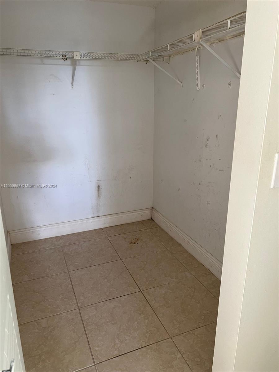 6155 NW 186th St 310, Hialeah, Florida 33015, 3 Bedrooms Bedrooms, ,2 BathroomsBathrooms,Residentiallease,For Rent,6155 NW 186th St 310,A11559968