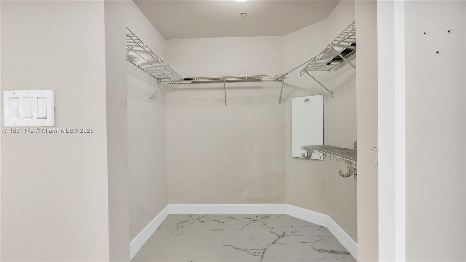 7900 Harbor Island Dr 1001, North Bay Village, Florida 33141, 2 Bedrooms Bedrooms, ,2 BathroomsBathrooms,Residential,For Sale,7900 Harbor Island Dr 1001,A11561172