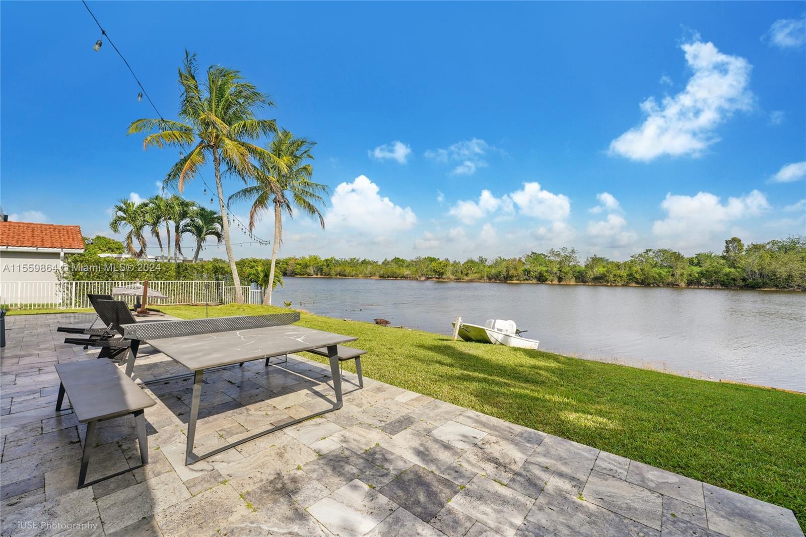20125 NW 10th St, Pembroke Pines, Florida 33029, 4 Bedrooms Bedrooms, ,2 BathroomsBathrooms,Residentiallease,For Rent,20125 NW 10th St,A11559864