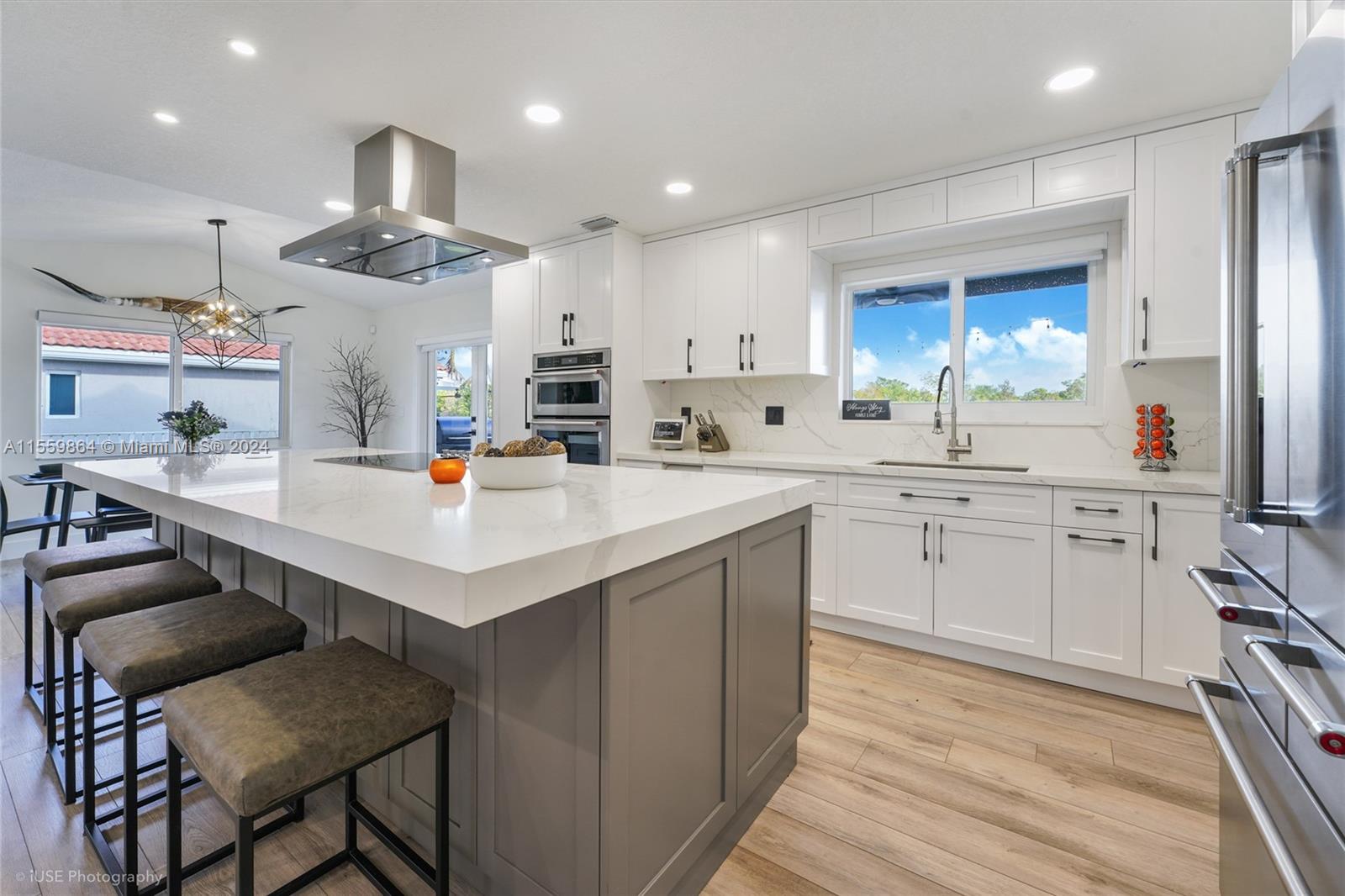20125 NW 10th St, Pembroke Pines, Florida 33029, 4 Bedrooms Bedrooms, ,2 BathroomsBathrooms,Residentiallease,For Rent,20125 NW 10th St,A11559864