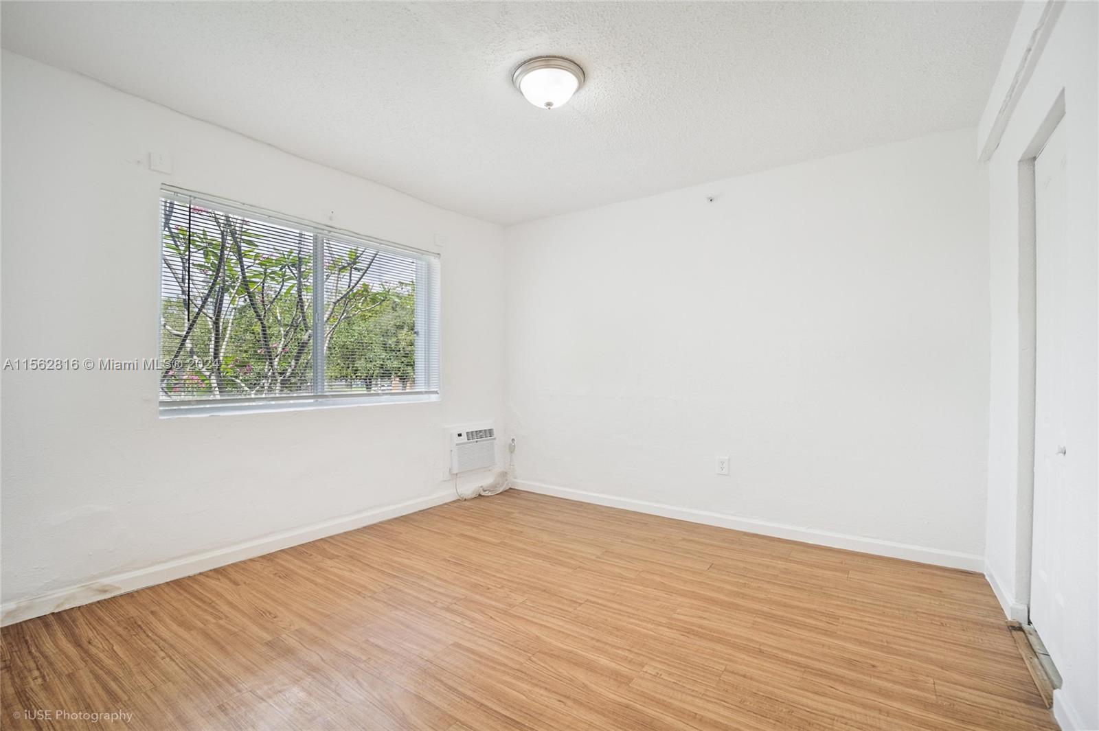 542 NW 8th St 2, Miami, Florida 33136, 1 Bedroom Bedrooms, ,1 BathroomBathrooms,Residentiallease,For Rent,542 NW 8th St 2,A11562816