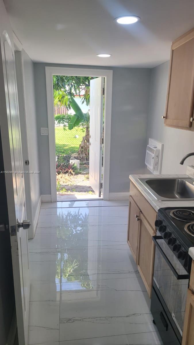 6241 SW 17th Street 0, North Lauderdale, Florida 33068, 1 Bedroom Bedrooms, ,1 BathroomBathrooms,Residentiallease,For Rent,6241 SW 17th Street 0,A11562961