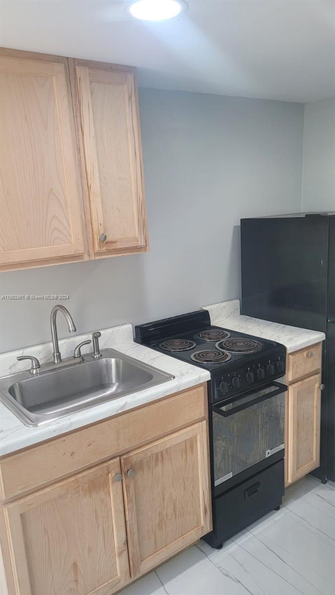 6241 SW 17th Street 0, North Lauderdale, Florida 33068, 1 Bedroom Bedrooms, ,1 BathroomBathrooms,Residentiallease,For Rent,6241 SW 17th Street 0,A11562961