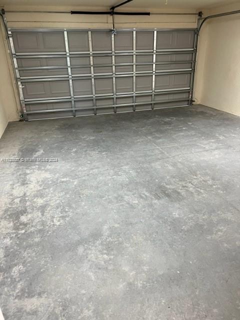 5051 NE tradewinds cir, Unincorporated Dade County, Florida 33935, 3 Bedrooms Bedrooms, ,2 BathroomsBathrooms,Residentiallease,For Rent,5051 NE tradewinds cir,A11538027