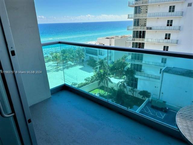 4001 S Ocean Dr 9L, Hollywood, Florida 33019, 1 Bedroom Bedrooms, ,1 BathroomBathrooms,Residential,For Sale,4001 S Ocean Dr 9L,A11563757