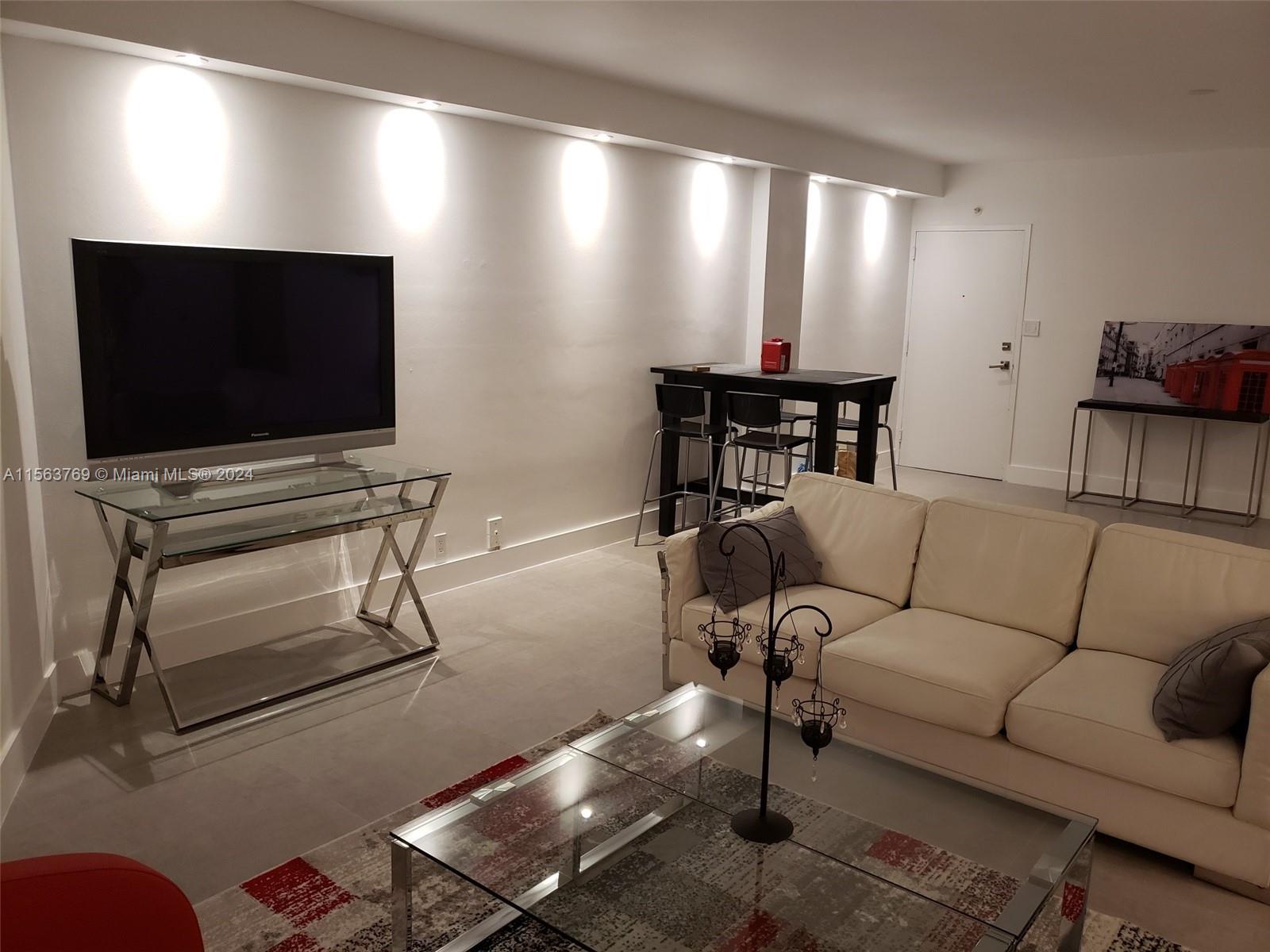 3301 NE 5th Ave 507, Miami, Florida 33137, 1 Bedroom Bedrooms, ,1 BathroomBathrooms,Residentiallease,For Rent,3301 NE 5th Ave 507,A11563769